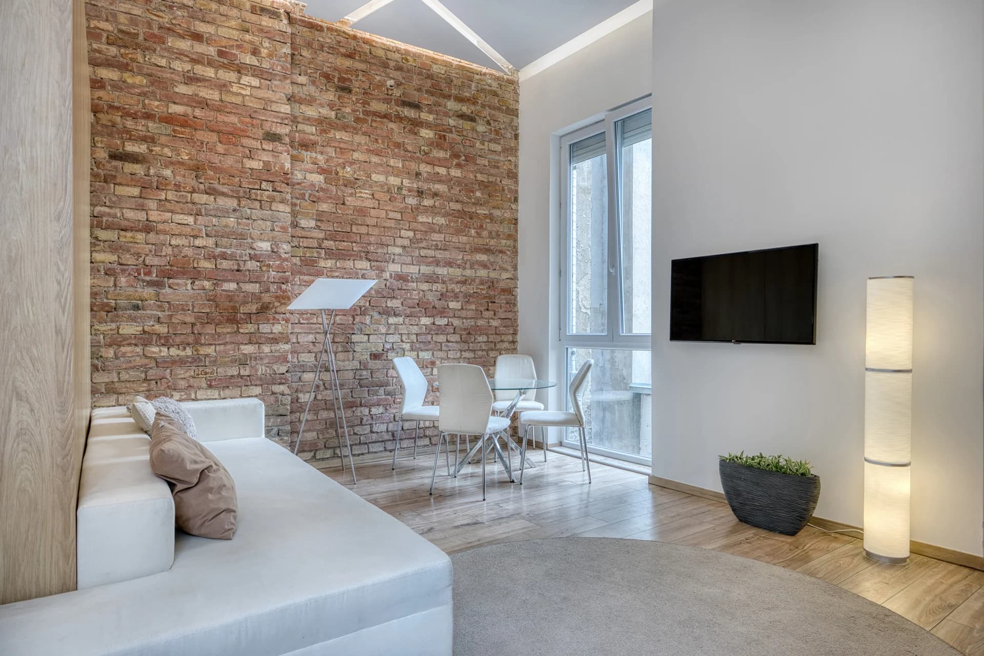 Két önálló apartman az Opera közelében – kiváló befektetési lehetőség